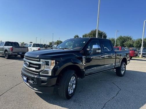 2022 Ford F-350 PLATINUM