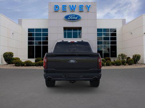 Agate Black Metallic 2026 Ford F-150 XLT
