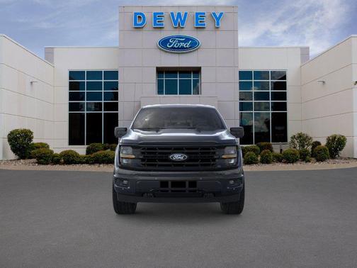 Agate Black Metallic 2026 Ford F-150 XLT