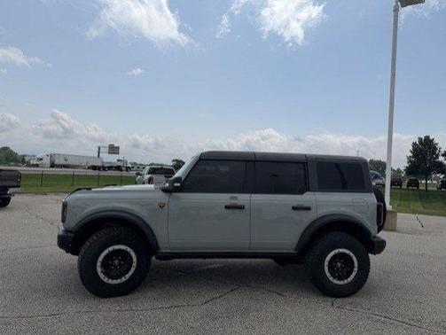CACTUS GRAY 2023 Ford Bronco BADLANDS