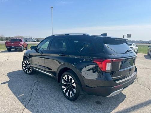 AGATE BLACK METALLIC 2025 Ford Explorer PLATINUM