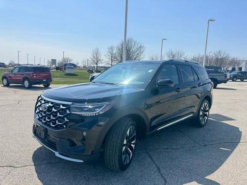 AGATE BLACK METALLIC 2025 Ford Explorer PLATINUM