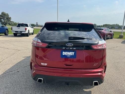 2022 Ford Edge ST