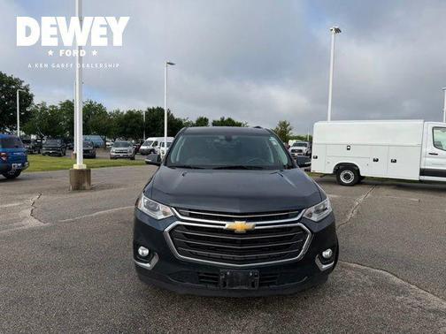 Graphite Metallic 2019 Chevrolet Traverse LT Cloth