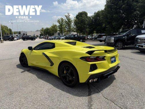 Accelerate Yellow Metallic 2022 Chevrolet Corvette Stingray w/3LT