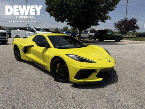 Accelerate Yellow Metallic 2022 Chevrolet Corvette Stingray w/3LT