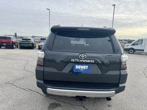 2024 Toyota 4Runner TRD OFF ROAD PREMIUM