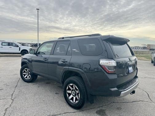 2024 Toyota 4Runner TRD OFF ROAD PREMIUM