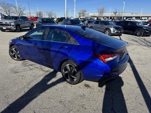 2023 Hyundai ELANTRA LIMITED