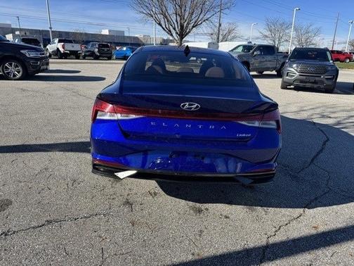 2023 Hyundai ELANTRA LIMITED