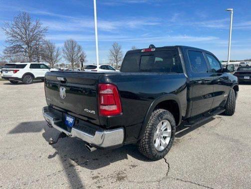 Diamond Black 2022 RAM 1500 LARAMIE