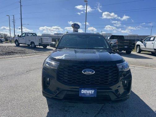 AGATE BLACK METALLIC 2025 Ford Explorer ST-LINE