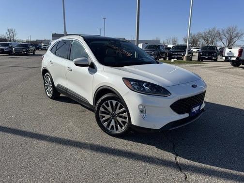 2022 Ford Escape TITANIUM