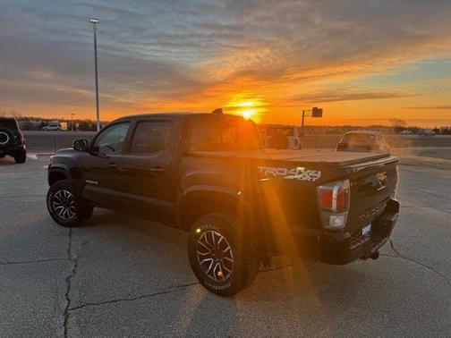 2020 Toyota Tacoma TRD SPORT