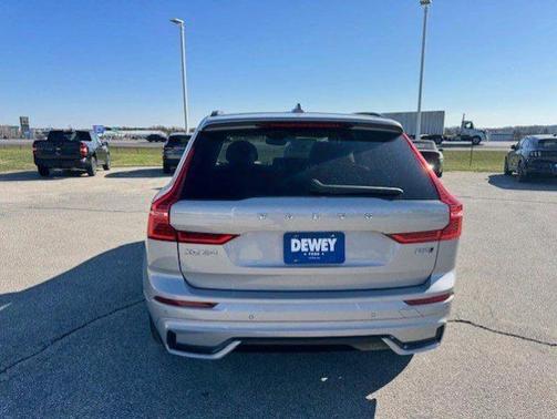 Gray 2024 Volvo XC60 B5 CORE DARK THEME