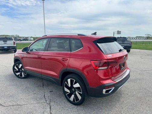 Red Metallic 2024 Volkswagen Taos 1.5T SEL