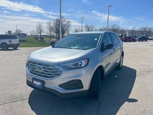 ICONIC SILVER 2022 Ford Edge SE