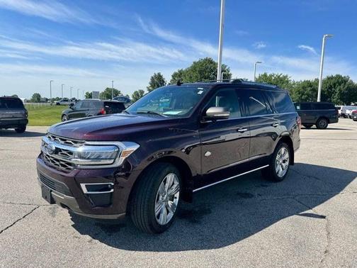 JEWEL RED MET TINTED CC 2024 Ford Expedition KING RANCH