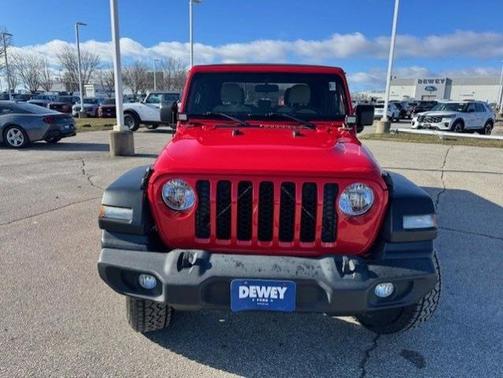 2020 Jeep Gladiator SPORT