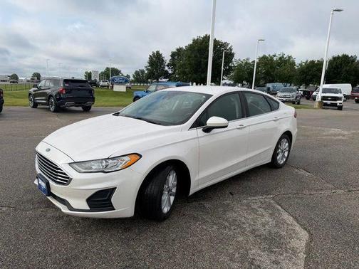 White Platinum Clearcoat Metallic 2020 Ford Fusion Hybrid SE