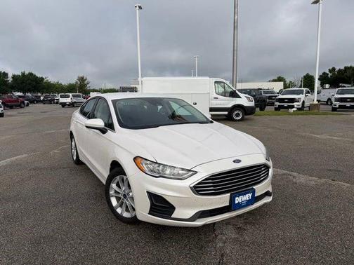 White Platinum Clearcoat Metallic 2020 Ford Fusion Hybrid SE