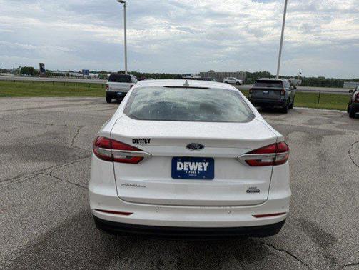 White Platinum Clearcoat Metallic 2020 Ford Fusion Hybrid SE