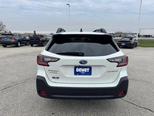 Crystal White Pearl 2025 Subaru Outback Premium