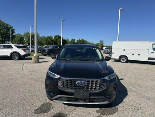 Black Metallic 2023 Ford Escape Active