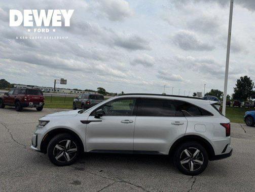Sparkling Silver 2022 Kia Sorento EX