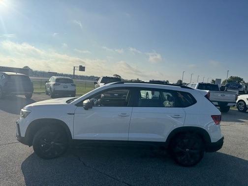 2022 Volkswagen Taos 1.5T S