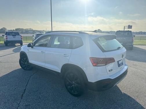 2022 Volkswagen Taos 1.5T S