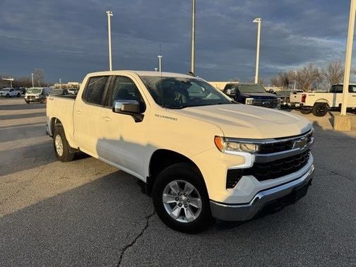 2025 Chevrolet Silverado 1500 LT
