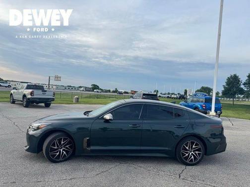 Ascot Green 2022 Kia Stinger GT-Line