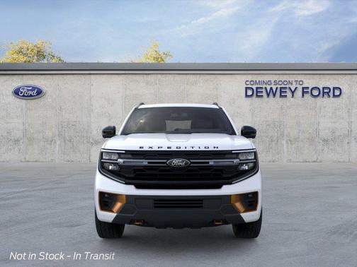 Star White Metallic Tri-Coat 2026 Ford Expedition Tremor