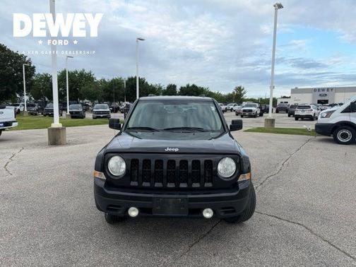 Black Clearcoat 2014 Jeep Patriot Latitude