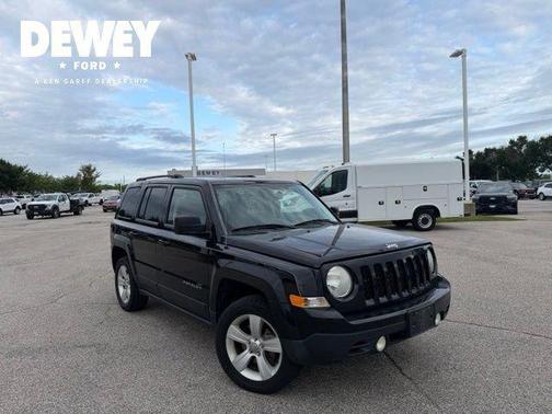 Black Clearcoat 2014 Jeep Patriot Latitude