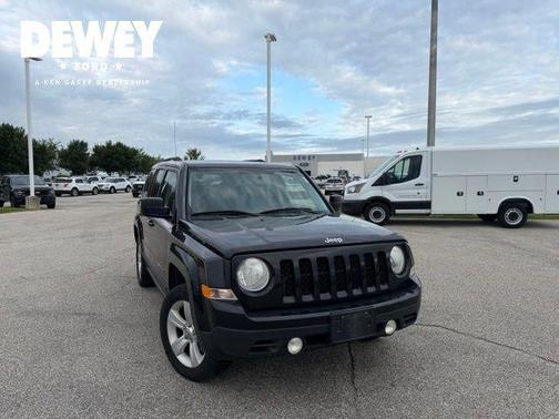 Black Clearcoat 2014 Jeep Patriot Latitude