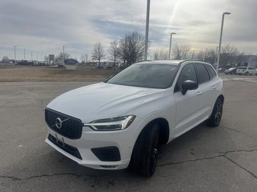 2021 Volvo XC60 T5 R-DESIGN