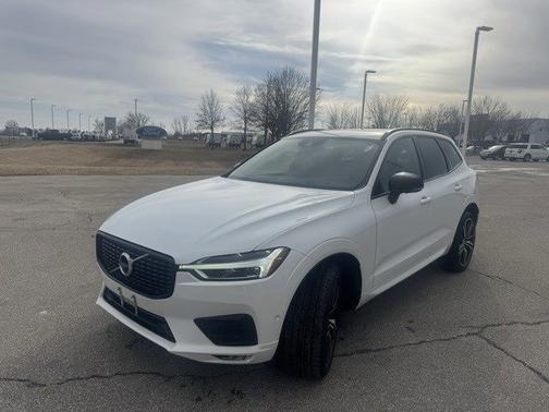 2021 Volvo XC60 T5 R-DESIGN