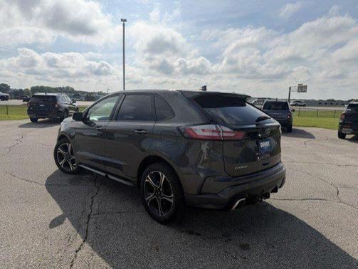 MAGNETIC METALLIC 2020 Ford Edge ST