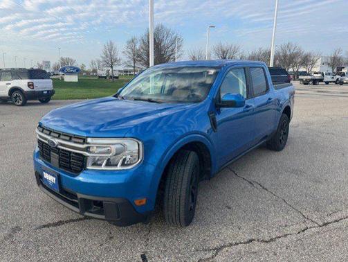 Blue Metallic 2022 Ford Maverick Lariat