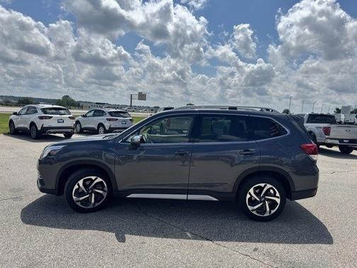 2024 Subaru Forester TOURING