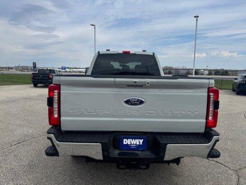 Avalanche 2026 Ford F-250 Lariat