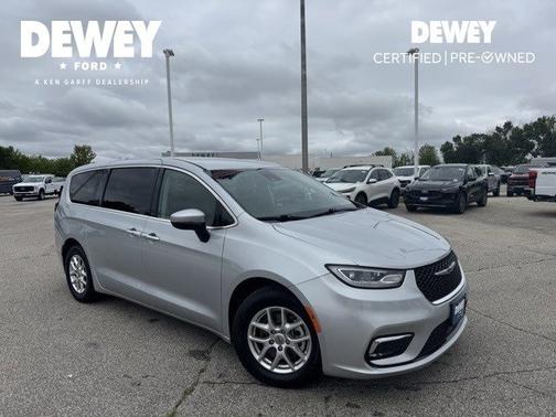 2023 Chrysler Pacifica TOURING L