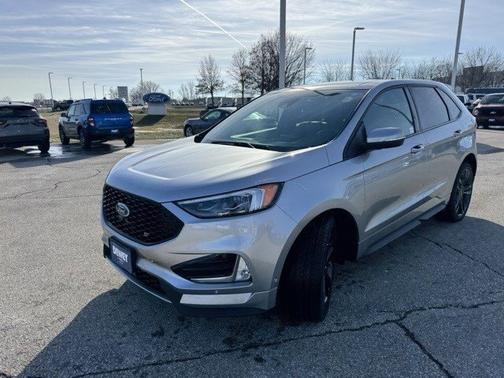 2022 Ford Edge ST