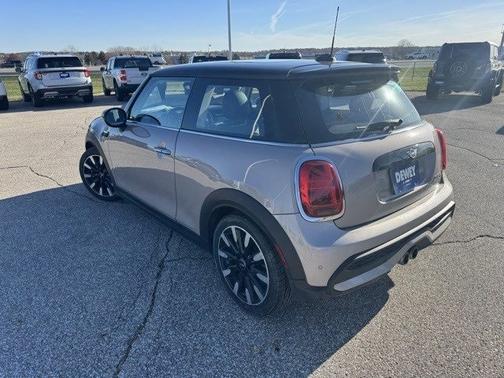 2023 MINI Hardtop COOPER S CLASSIC
