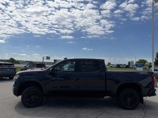 Dark Ash Metallic 2024 Chevrolet Silverado 1500 LT TRAIL BOSS