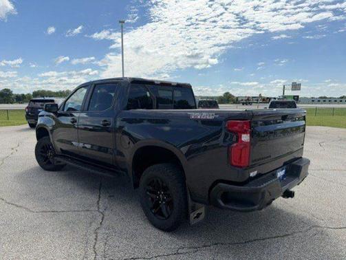 Dark Ash Metallic 2024 Chevrolet Silverado 1500 LT TRAIL BOSS