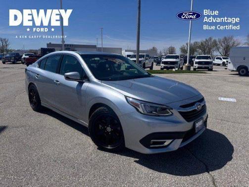 Ice Silver Metallic 2022 Subaru Legacy LIMITED