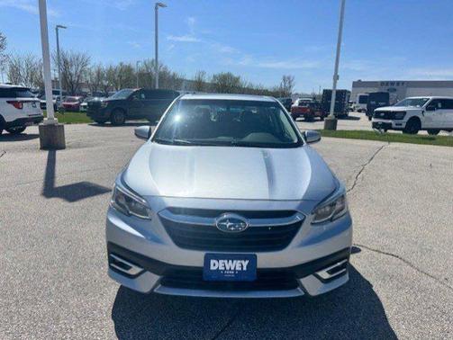 Ice Silver Metallic 2022 Subaru Legacy LIMITED